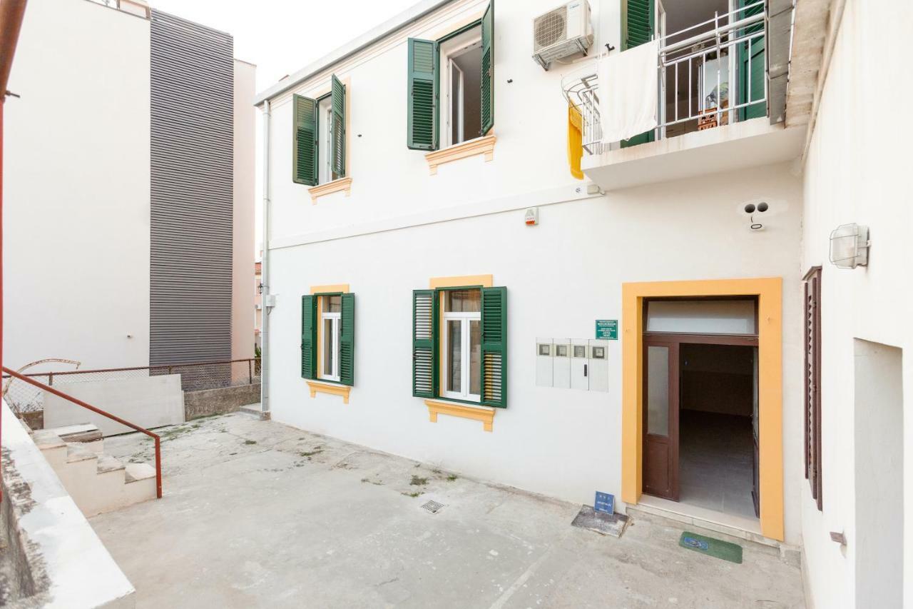 Roko Luxury 1 Gostinjska kuća