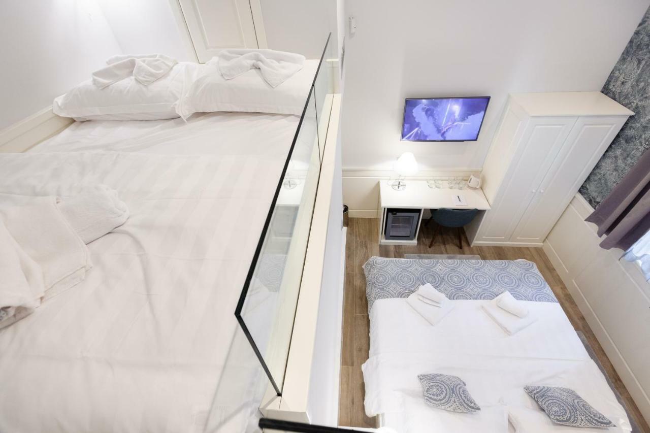 Roko Luxury 1